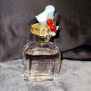 Marc Jacobs Perfect Fragrance with Colorful Cap